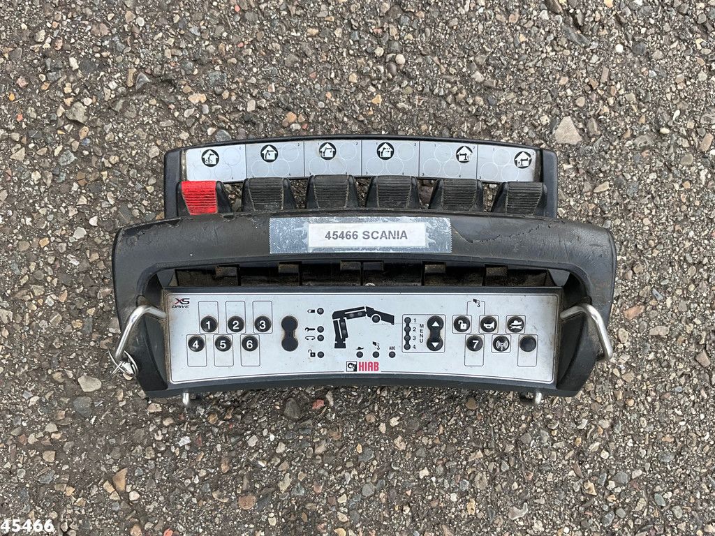 Scania P 400 Retarder Hiab 8 Tonmeter laadkraan