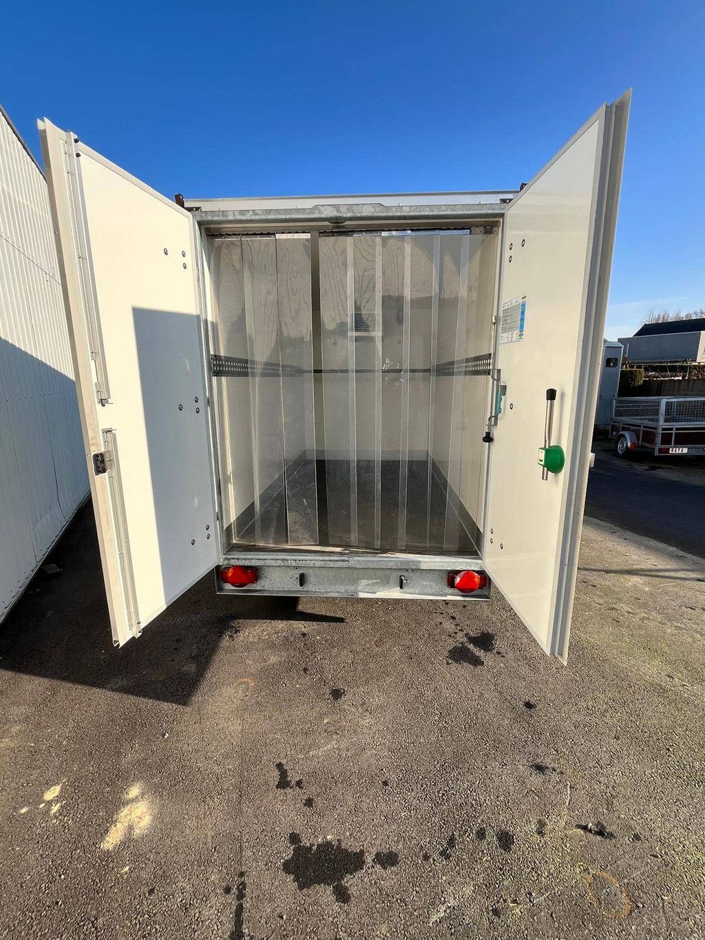 Refrigerated trailer Humbaur HGK 303218 - 21 PF 60 Deluxe 2023