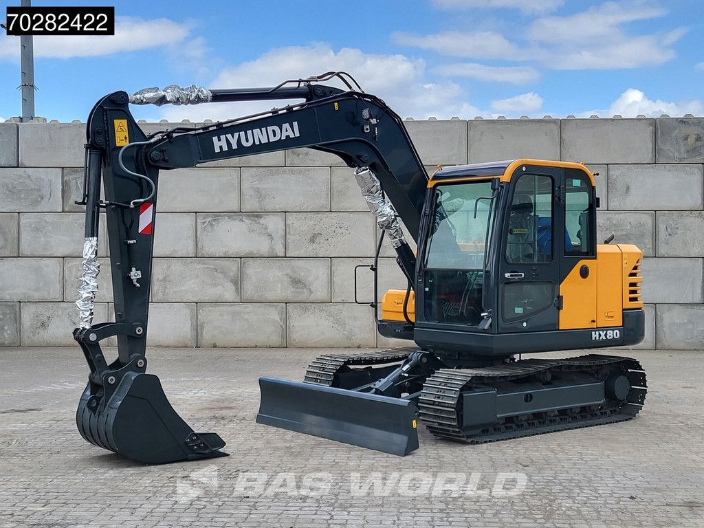Hyundai HX80 N A/C - NEW UNUSED