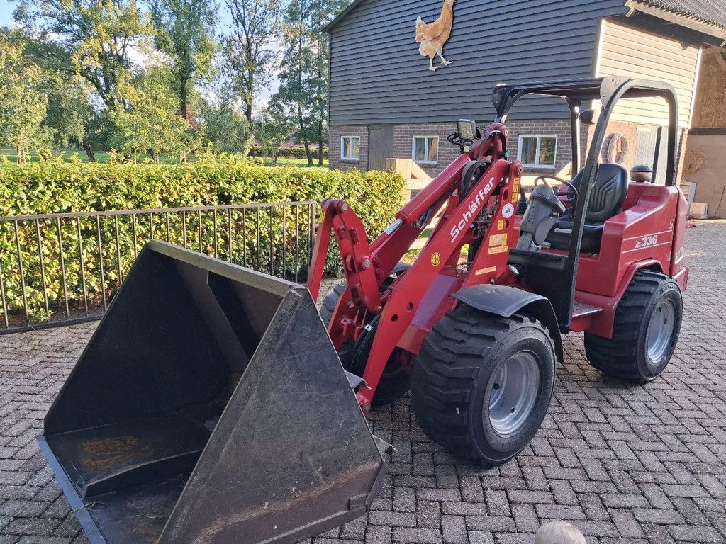 Schäffer 2336 SLT met lepels bak