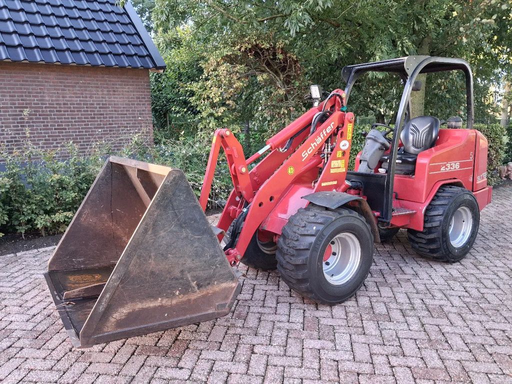 Schäffer 2336 SLT met lepels bak