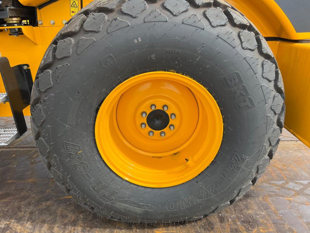 JCB VM166D