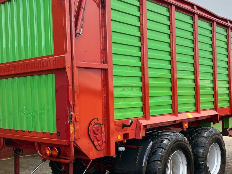 Strautmann Giga-Trailer 2246