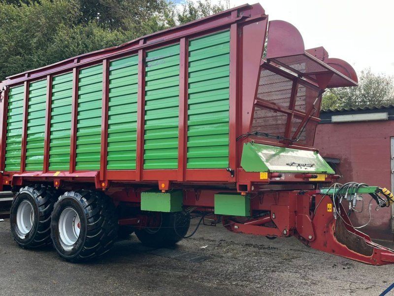 Strautmann Giga-Trailer 2246