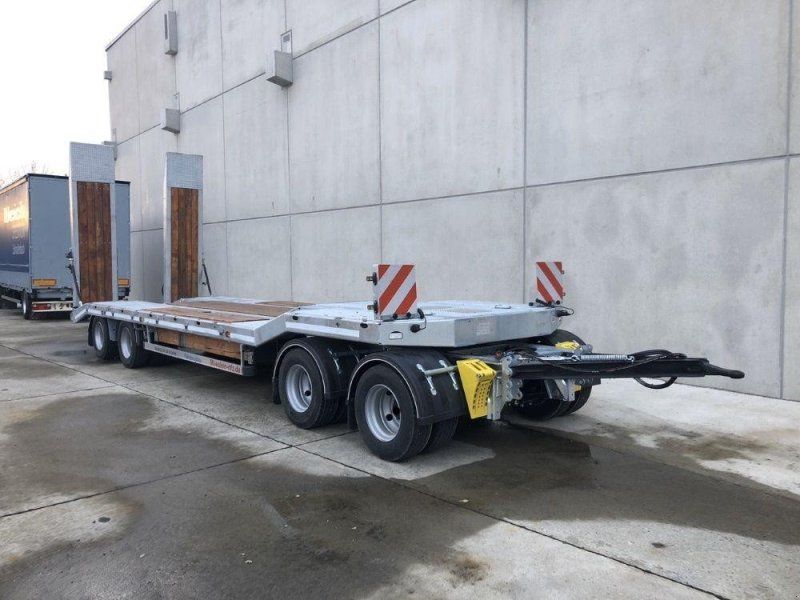Möslein T 4 VB H1 neuer 4 Achs Tieflader hydraulischen Ra