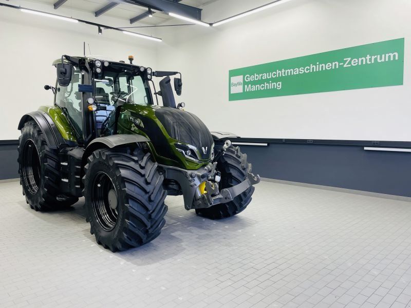 Valtra T215D