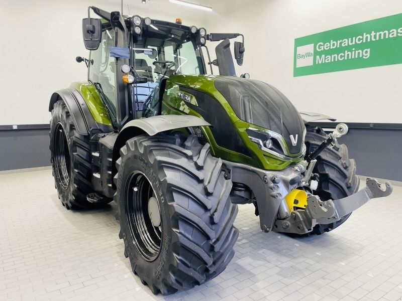 Valtra T215D