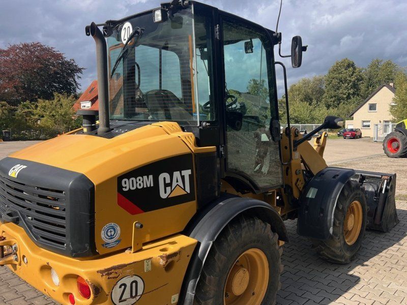 Caterpillar 908M