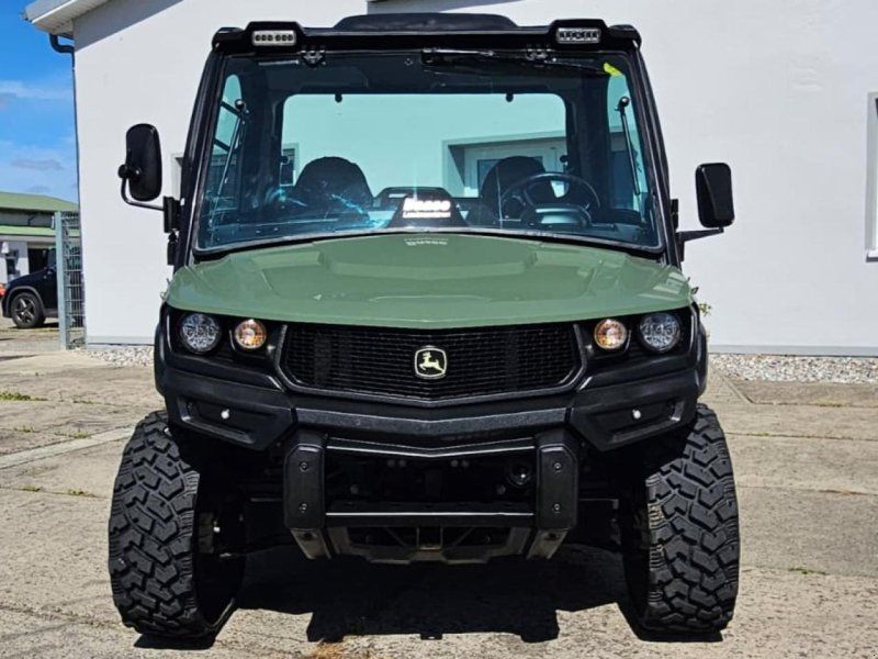 John Deere Gator XUV 865M