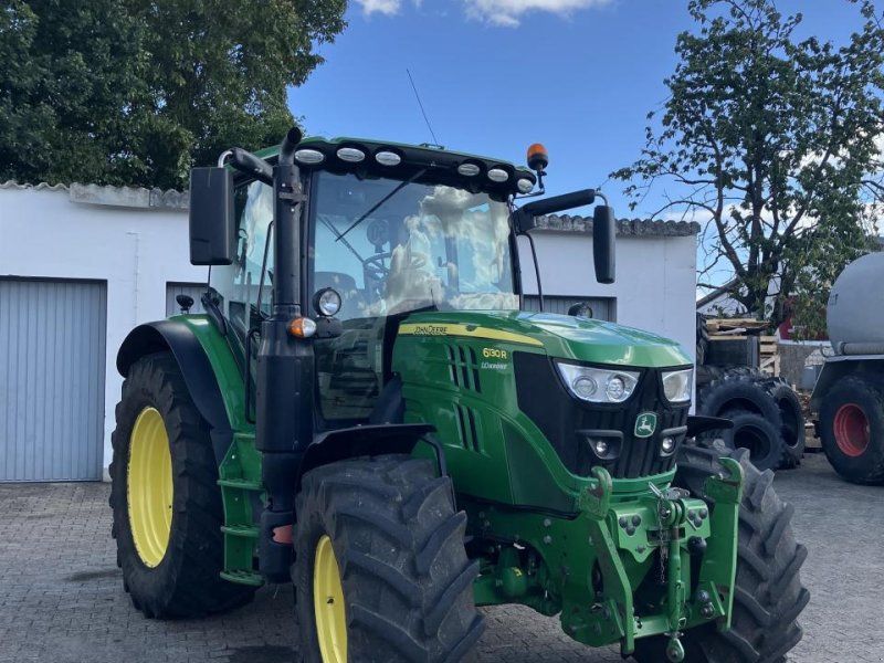 John Deere 6130R