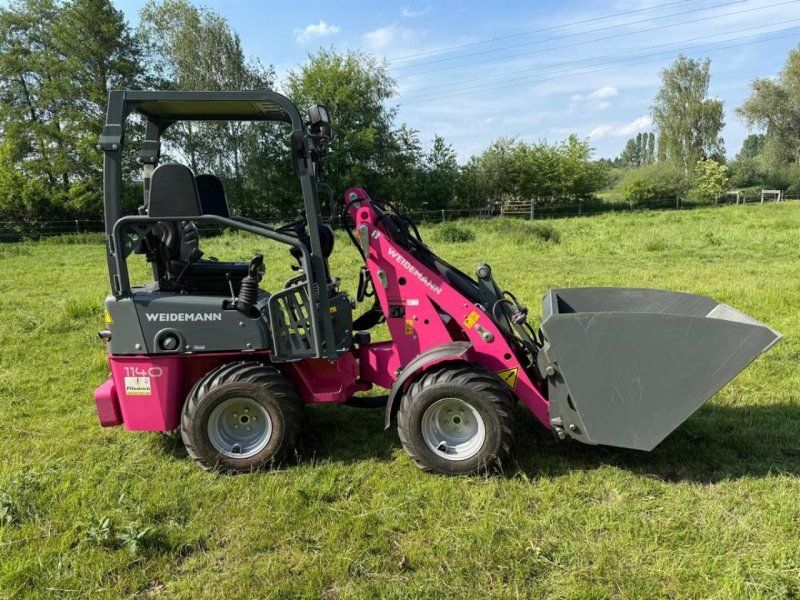 Weidemann 1140 PINK