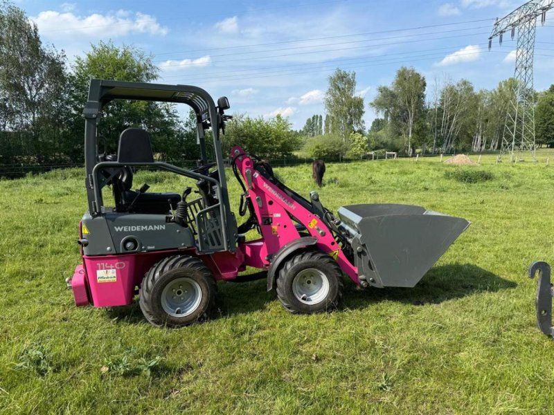 Weidemann 1140 PINK