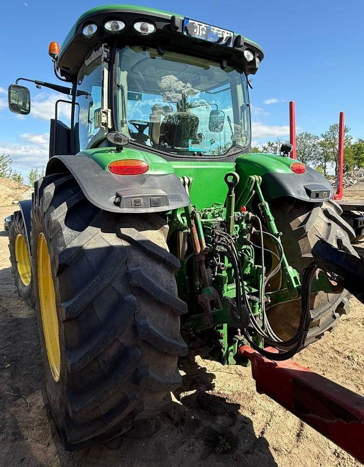 John Deere 7230R