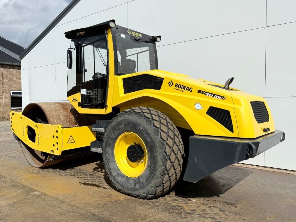 Bomag BW211DH-5 - German Machine / Only 1311 Hours!