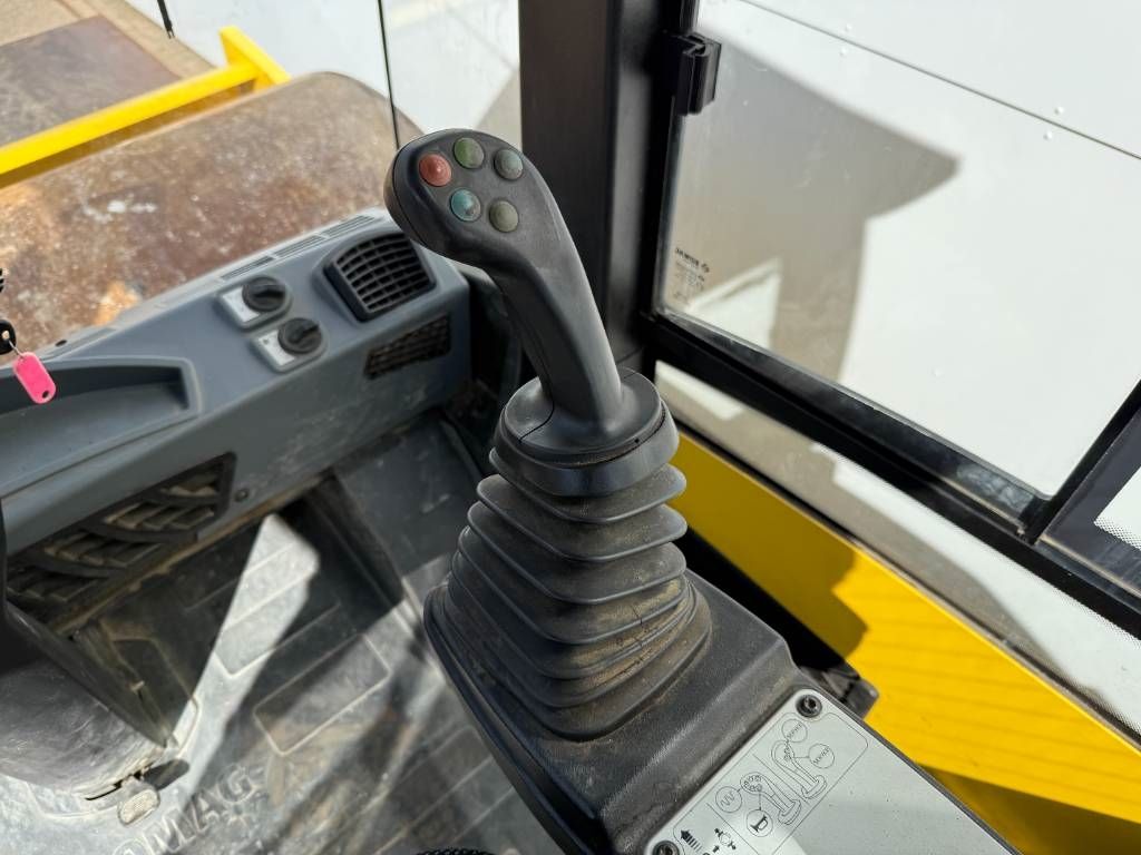 Bomag BW211DH-5 - German Machine / Only 1311 Hours!