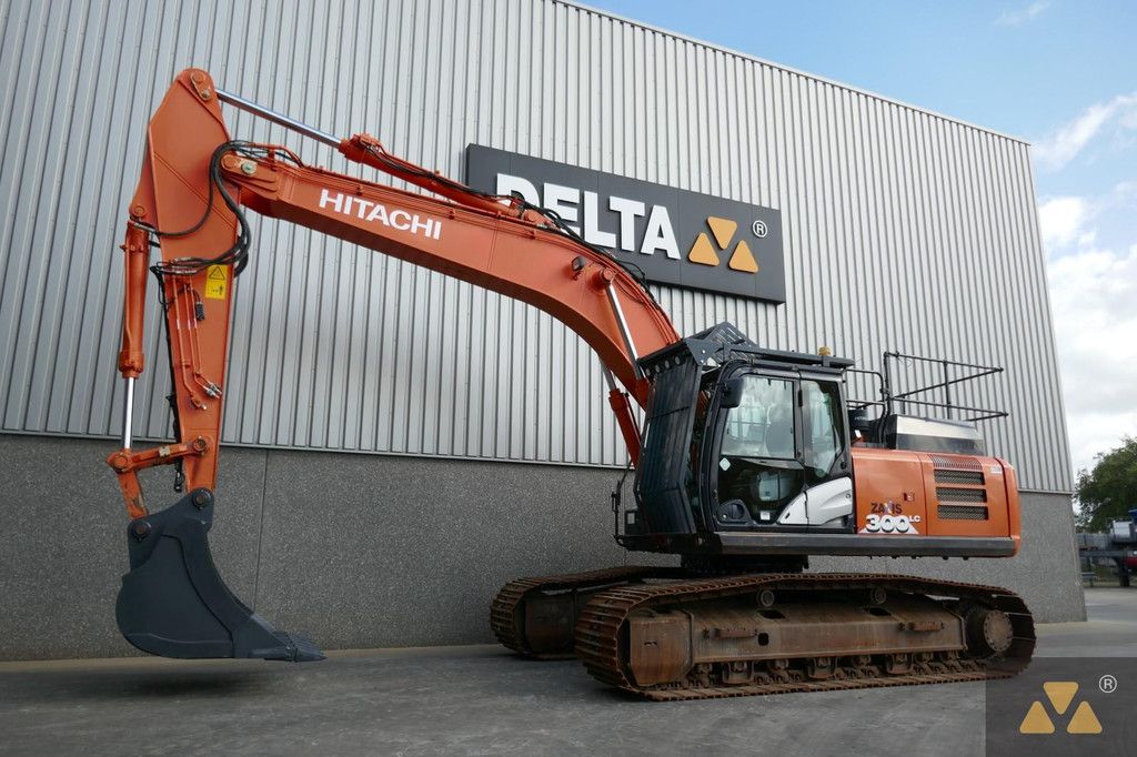 Hitachi ZX300LC-6
