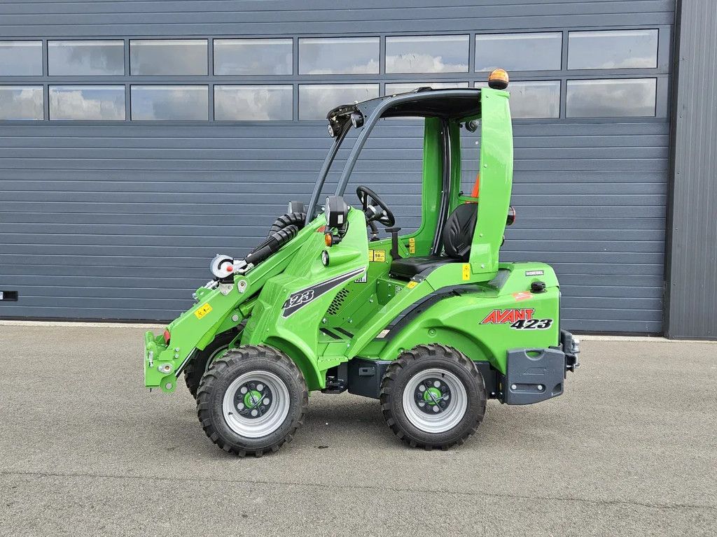 Avant 423 TDL+ Mini-shovel