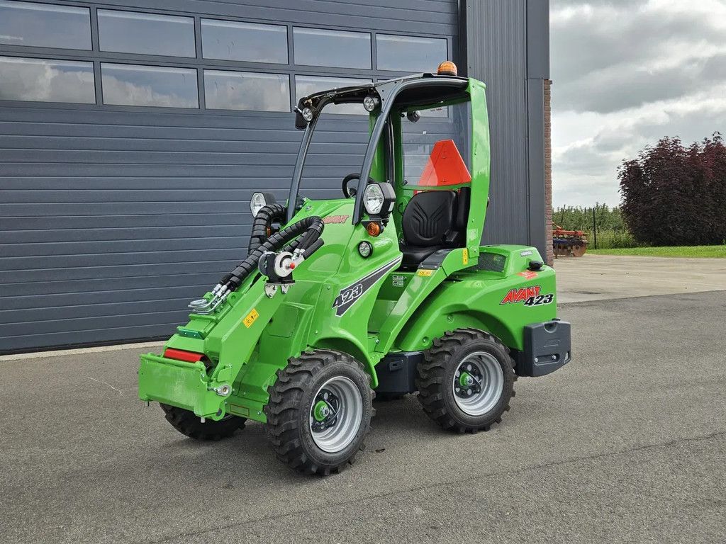 Avant 423 TDL+ Mini-shovel