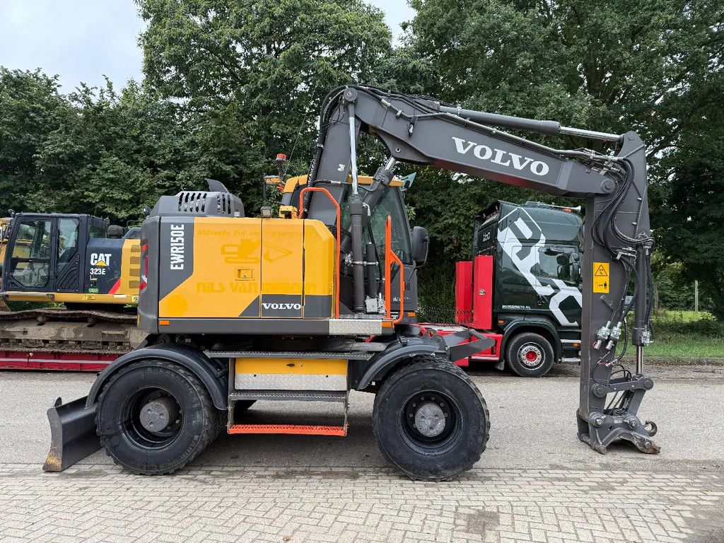 Volvo EW150