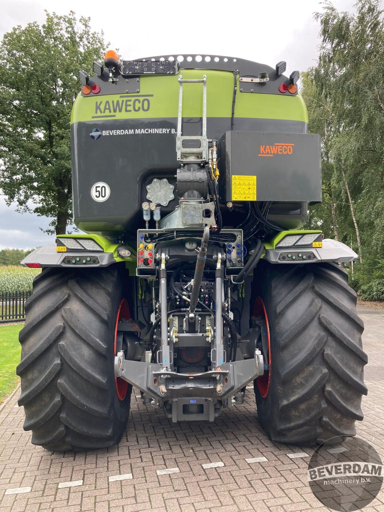 Claas Xerion 4200 & Kaweco Saddle Trac 16m3