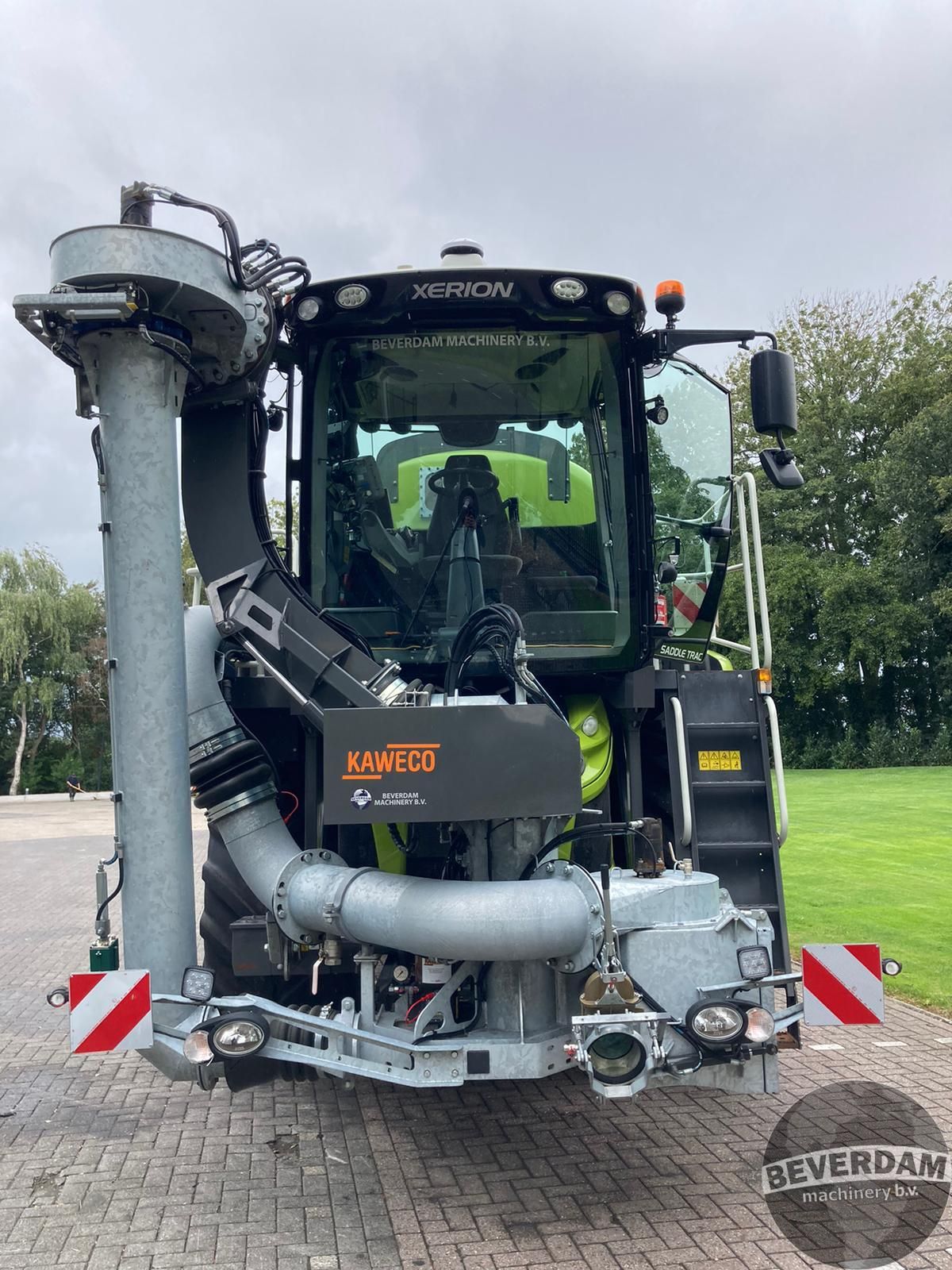 Claas Xerion 4200 & Kaweco Saddle Trac 16m3