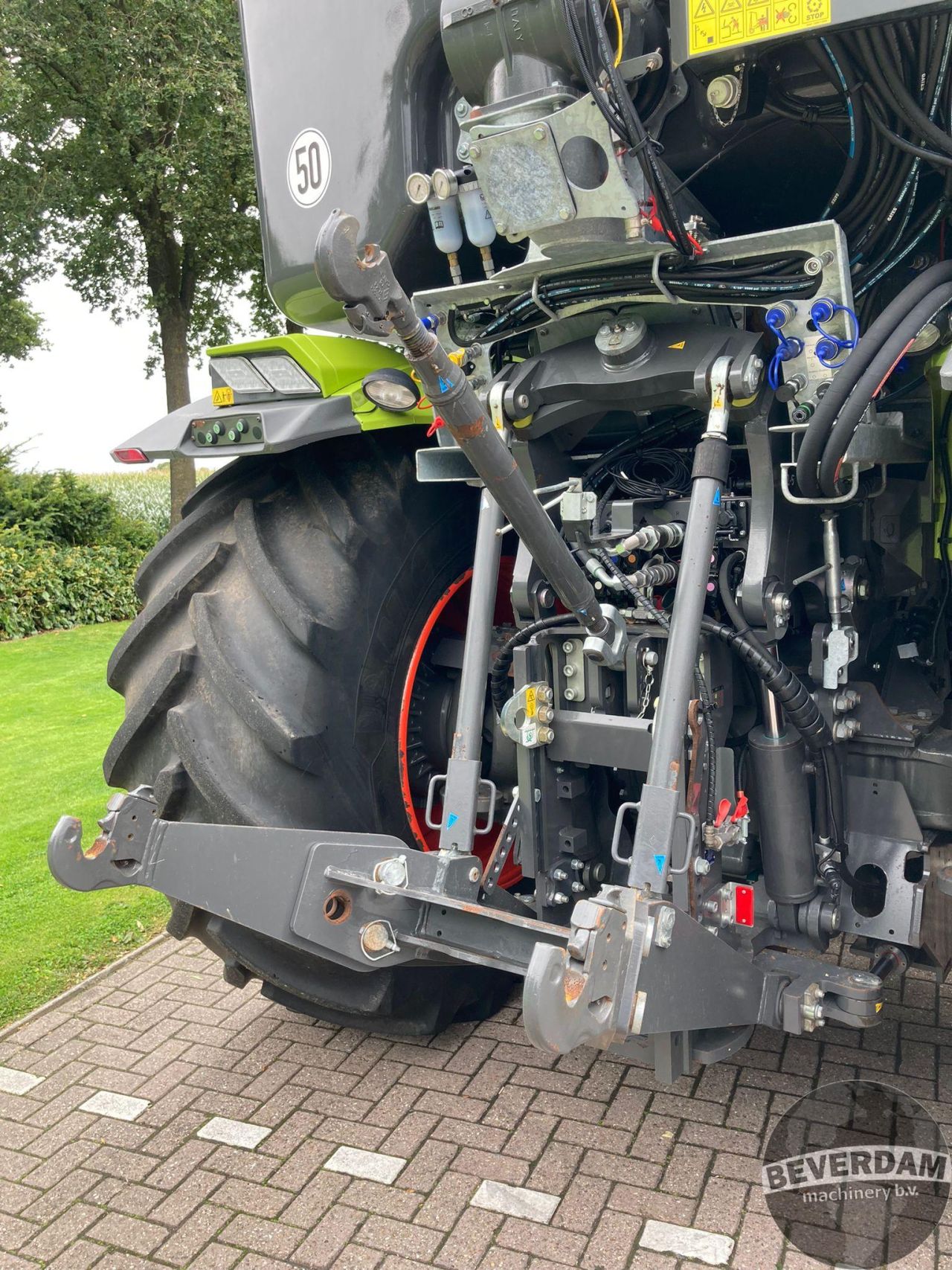 Claas Xerion 4200 & Kaweco Saddle Trac 16m3