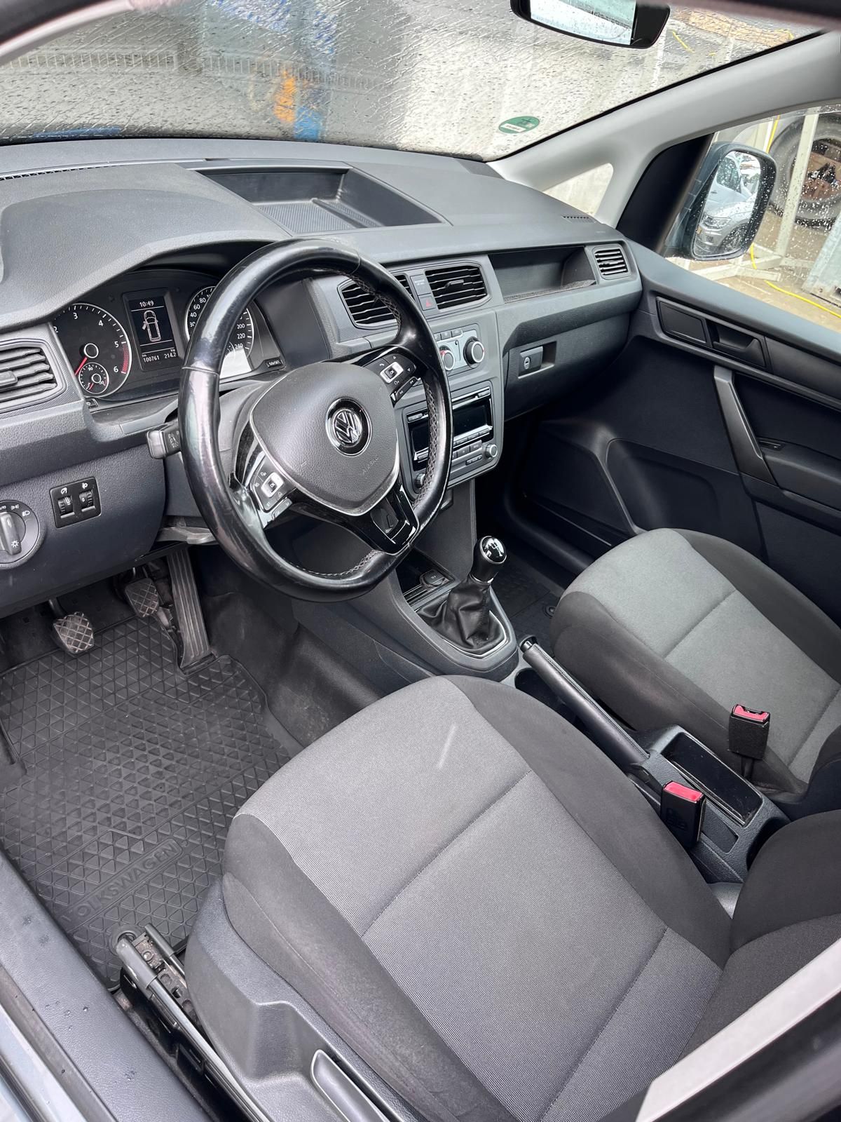 Volkswagen Caddy 2L TDI
