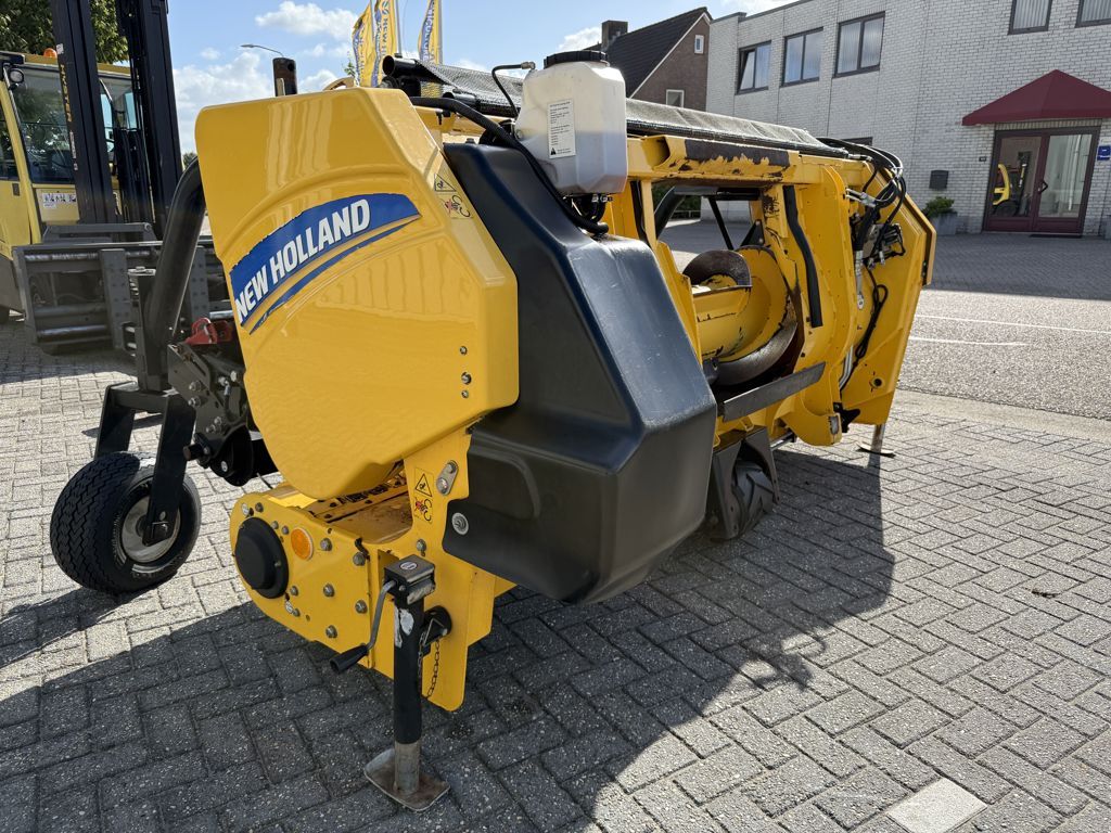 New Holland 300FPE Gras Pickup