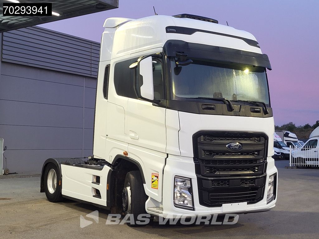 Ford F-Max 500 4X2 Retarder 2xTanks ACC Standklima Navi Euro 6