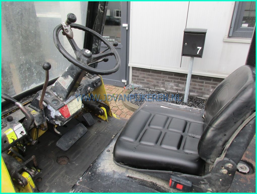 Hyster H2.50XL Isuzu diesel triplex+3xhydrauliek 2.1m high