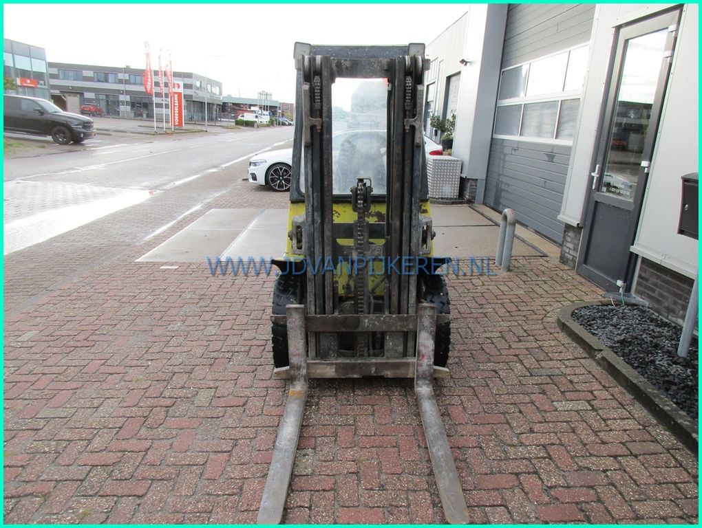 Hyster H2.50XL Isuzu diesel triplex+3xhydrauliek 2.1m high