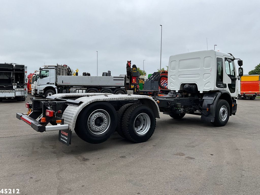 Volvo FE 260 Chassis cabine with PTO Just 199.470 km!