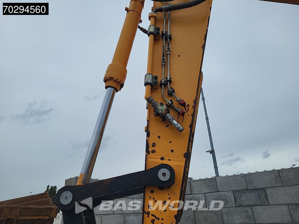 Hyundai R250 NLC-9