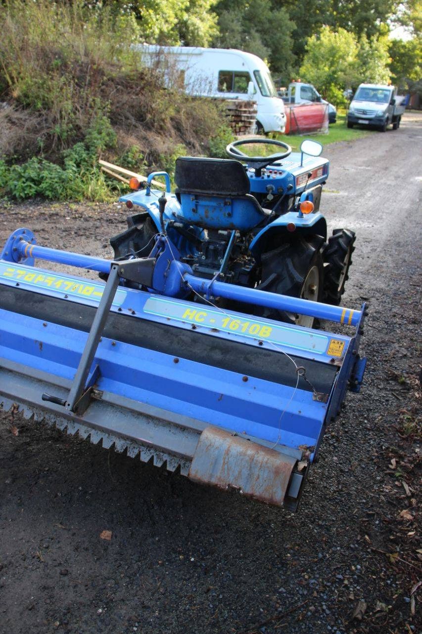Minitraktor Iseki 155 Diesel 14,6 PS mit Grubber