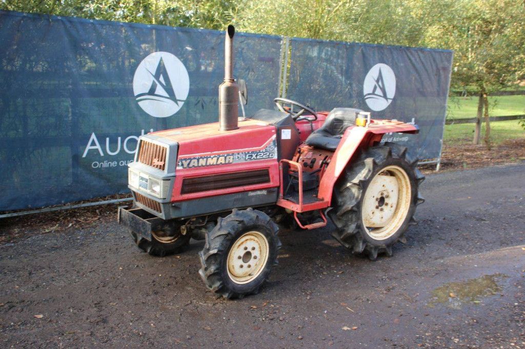 Minitraktor Yanmar FX22D Diesel 22 PS