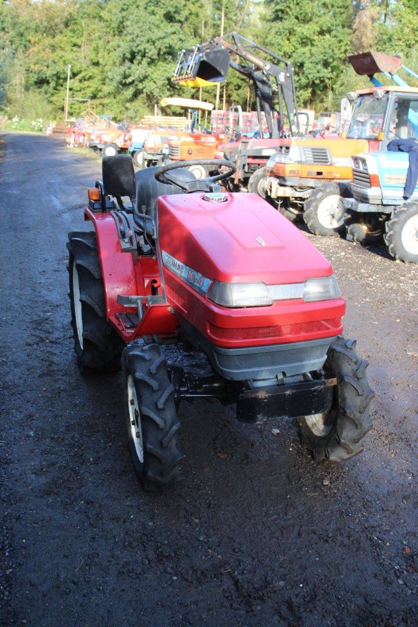 Mini tractor Yanmar Ke-4 Diesel 14hp