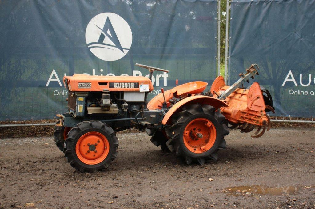 Mini tractor Kubota B6000 Diesel 14hp with cultivator