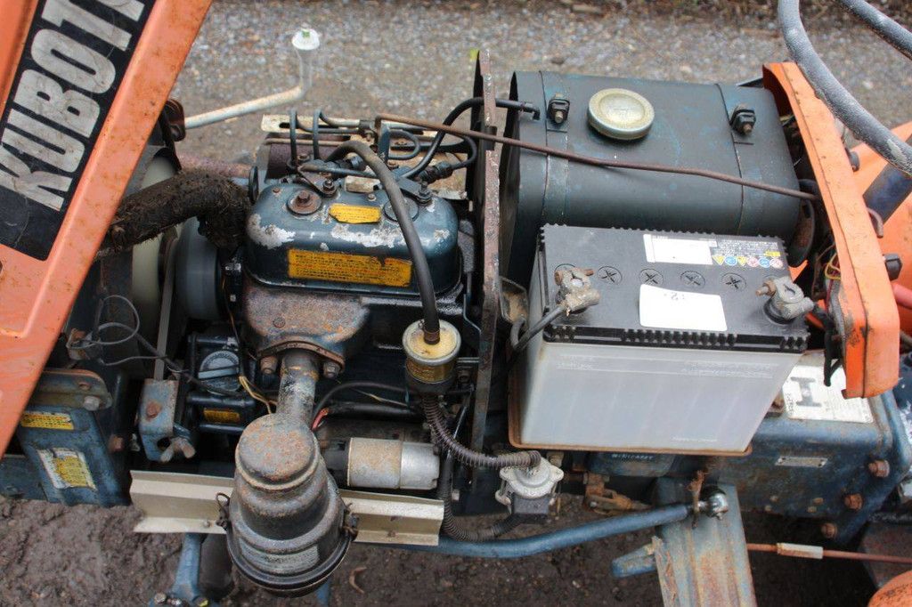 Mini tractor Kubota B6000 Diesel 14hp with cultivator