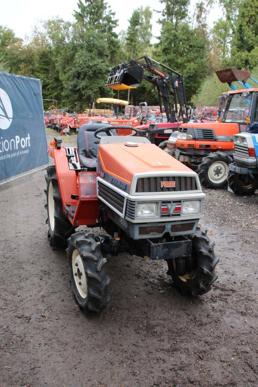 Minitraktor Yanmar F155D Diesel 15 PS