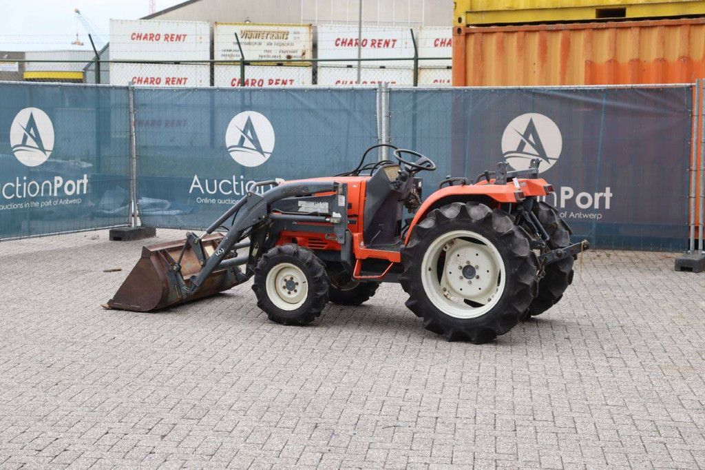 Kubota GT8 Diesel 25hp Mini Tractor with Hydrostatic Transmission