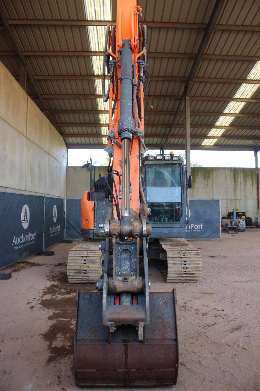 Rupsgraafmachine Doosan DX140LCR Diesel