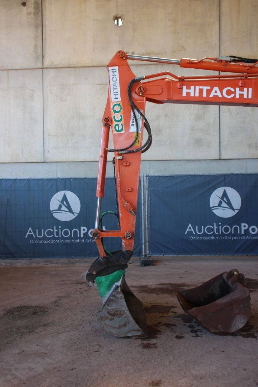 Raupenbagger Hitachi ZX85USB-5A Diesel 2016