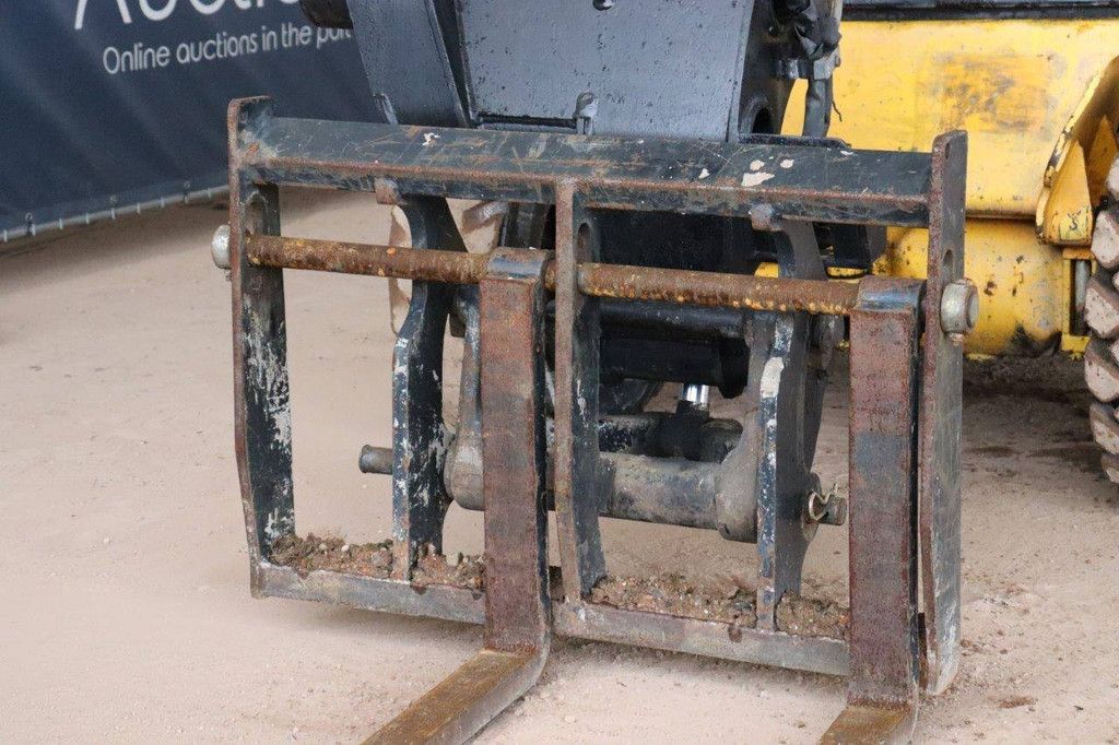 JCB 520-40 Diesel Telehandler 2000kg