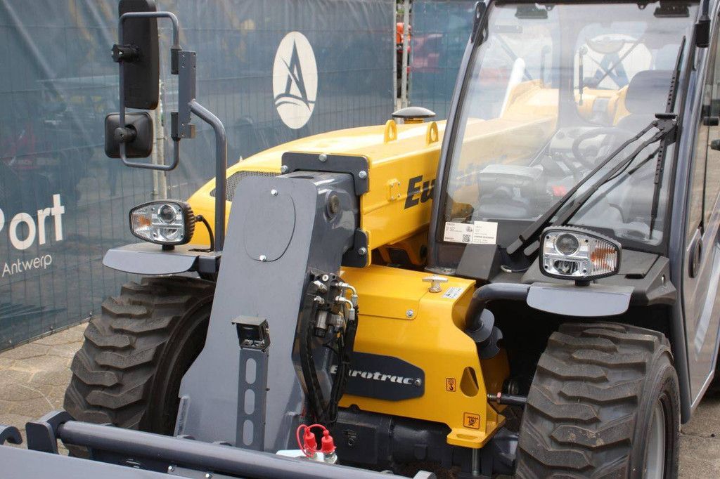 Telehandler Eurotrac TH25.6 Diesel 54.6kW 2500kg 5.68m New