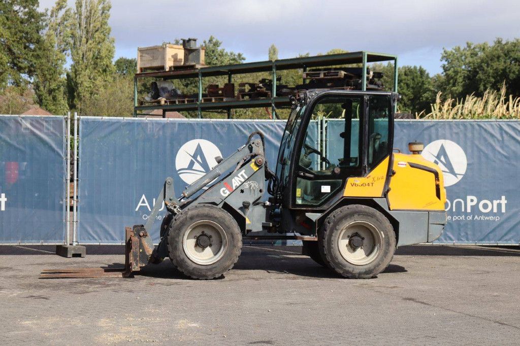 Wheel loader Giant V6004T X-tra Diesel 48kW 2011