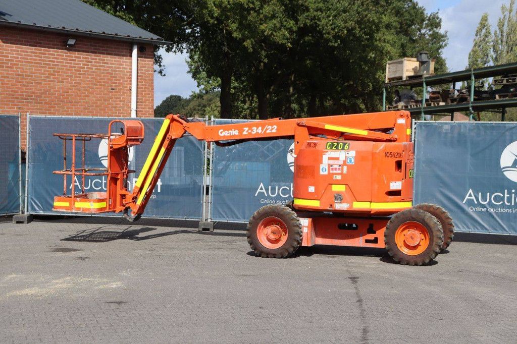 Genie Z-34/22 Diesel 12.52m Articulated Boom Lift 2008
