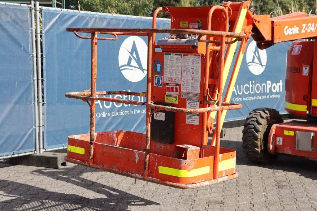 Genie Z-34/22 Diesel 12.52m Articulated Boom Lift 2008
