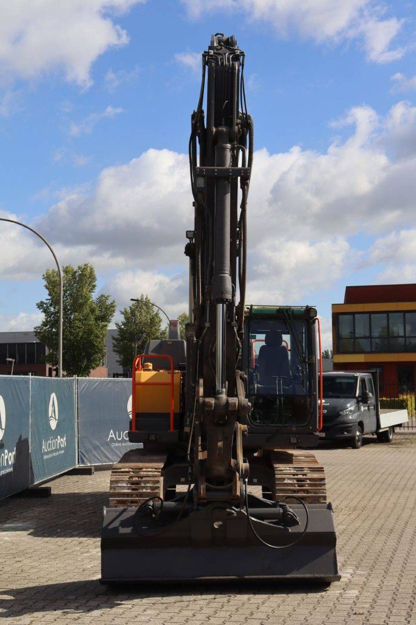 Rupsgraafmachine Volvo EC160E NL Diesel 2019