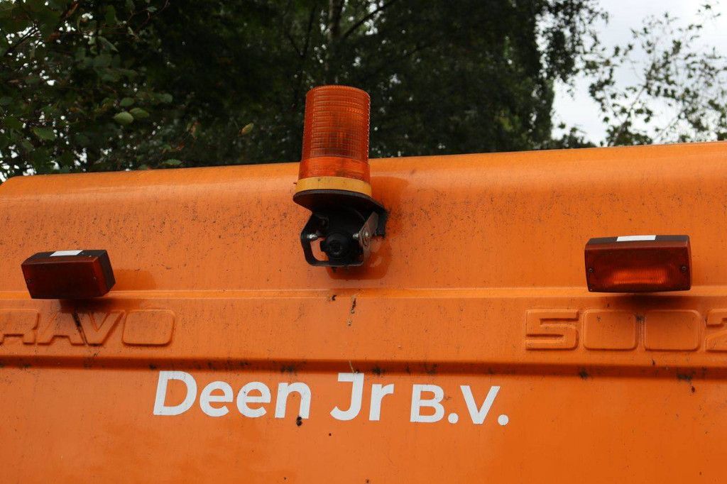 Ravo 5002 Diesel Sweeper