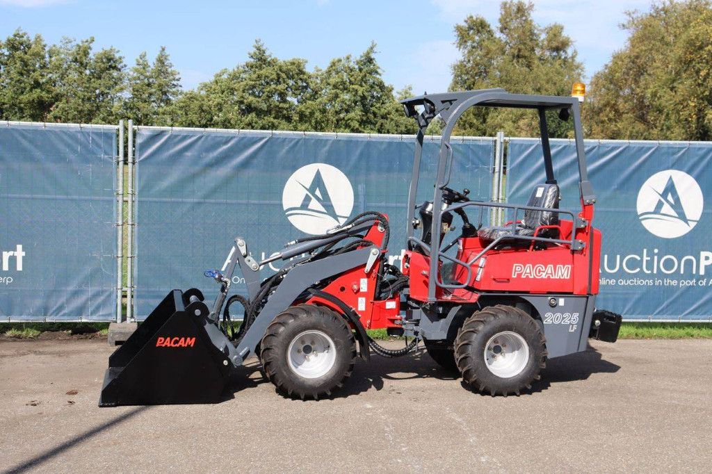Articulated loader Pacam 2025LF Diesel 18.5kW 2024 New